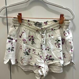 Sunday Best Floral Women's Shorts - White and Pink